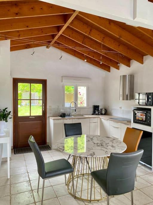 Jolie Petite Maison Renovee Piscine Saint-Palais-sur-Mer Luaran gambar